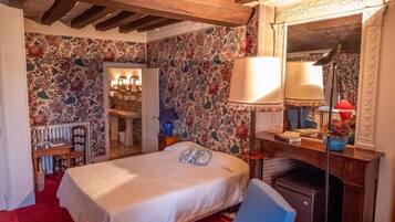 Coffres-forts dans les chambres, chambres insonorisées, Wi-Fi gratuit