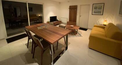★ House 49m2 ★ Pessac ★ Netflix ★ Bus ★ Train