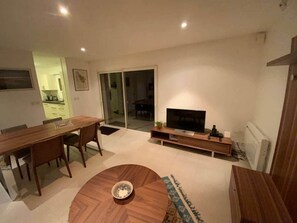 Dining - ★ House 49m2 ★ Pessac ★  Netflix ★ Bus ★ Train (Pessac)