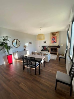 Interior - ★ House 92m2 ★ Pessac ★ Netflix ★ Bus ★ Train (Pessac)
