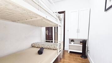 2 bedrooms, iron/ironing board, travel crib, free WiFi