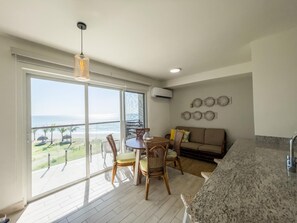 House, Smoking - Ventanas 5 - 3D in Chame (Punta Chame)