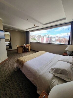 1 bedroom, WiFi, bed sheets - B3 Akros Suite (Quito)