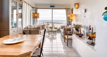 Guest Room - Belle Vue Le quartier haut - Sea View & Wi-Fi