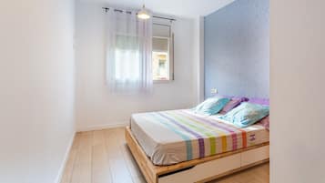 2 sovrum, strykjärn/strykbräda, wi-fi och sängkläder