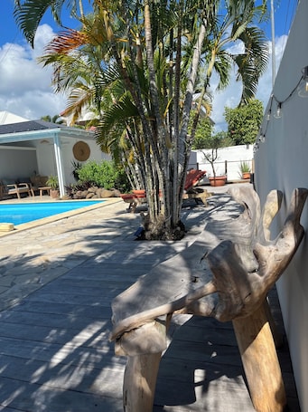 Pool. Coco Banana - Superior bungalow - pool view