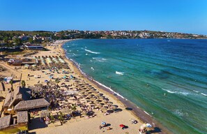 Sun loungers - Ocean Breeze – A Secret Retreat by the Sea in Ancient Sozopol (Sozopol)