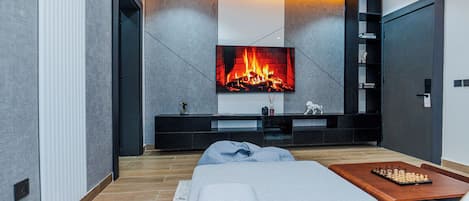 Executive Suite | Living area