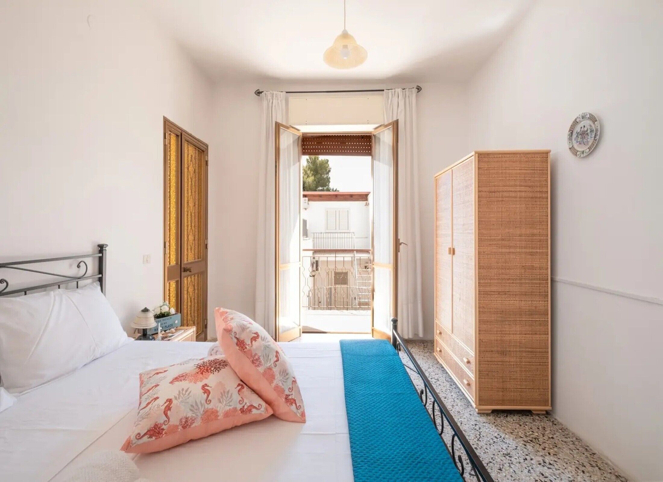3 chambres, draps fournis