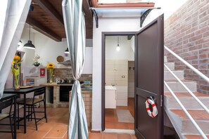 Interior - Vacation Home 'Via Giuseppe Di Vittorio' with Air Conditioning (Porto Cesareo)