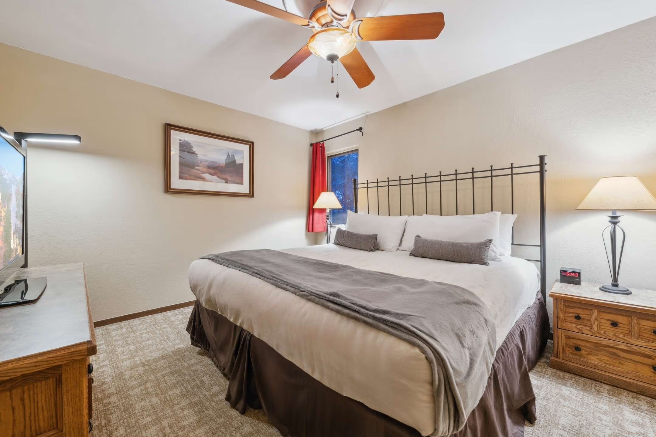 1 bedroom, desk, iron/ironing board, free WiFi
