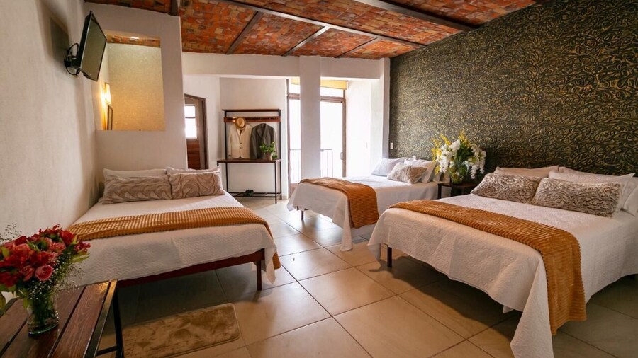 OYO Hotel Casa Zaragoza