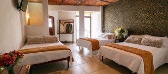 OYO Hotel Casa Zaragoza