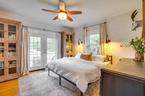 5 Schlafzimmer, Bügeleisen/Bügelbrett, kostenloses WLAN