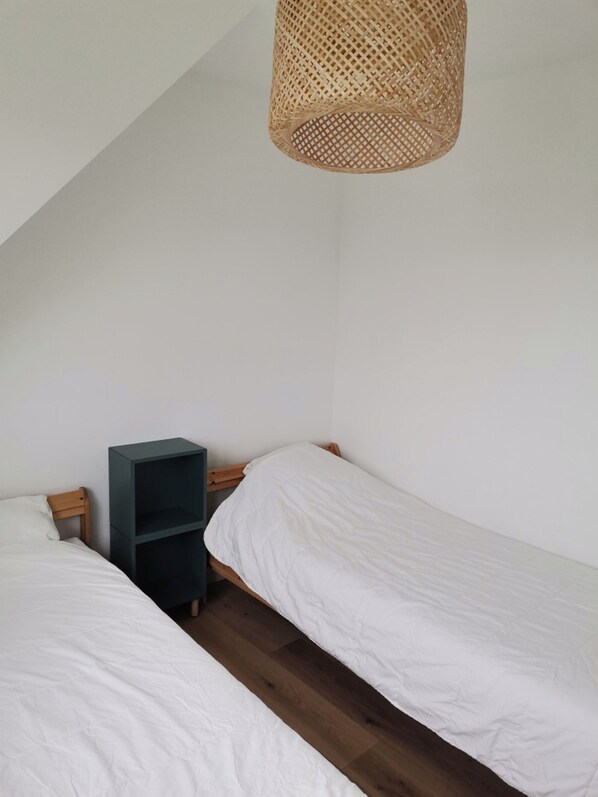 2 makuuhuonetta, vauvan matkasänky, ilmainen Wi-Fi