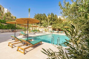 Outdoor pool - DAR LAZIZA (Al Bahraoyine)