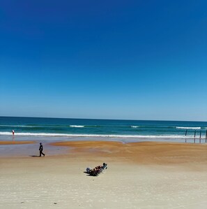 Beach - Beach Vibes Only (Daytona Beach)