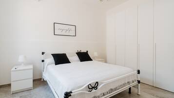 3 chambres, fer et planche Ă repasser, Wi-Fi, draps fournis