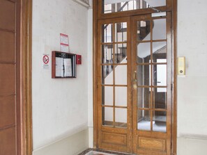 Interior - Apartment in the heart of Paris, quiet and easy (Paris)