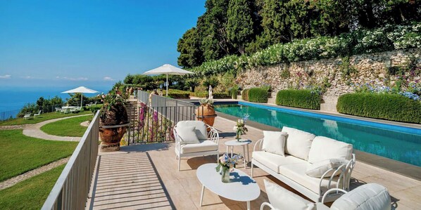 Pool - RAVELLO RETREAT - Six Bedroom Villa, Sleeps 12 (Ravello)