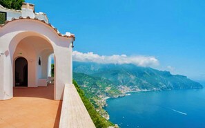 Terrace/patio - RAVELLO RETREAT - Six Bedroom Villa, Sleeps 12 (Ravello)