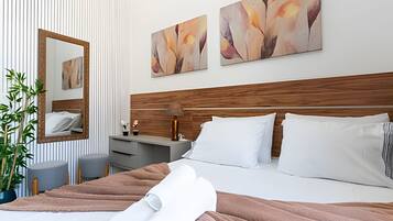 Iron/ironing board, free WiFi