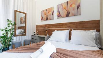 Comfort Apartment, Lanai | Iron/ironing board, free WiFi