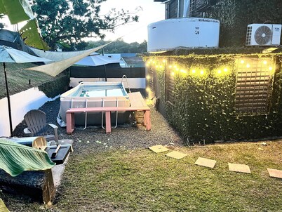 Delightful 3-bedroom Apartment with Pool, Grill and AC in Bayamón on Dead End St