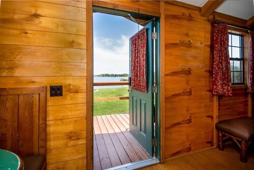 Lakefront Cabin 10min toBEACH/Dogs OK/Kayak/#408