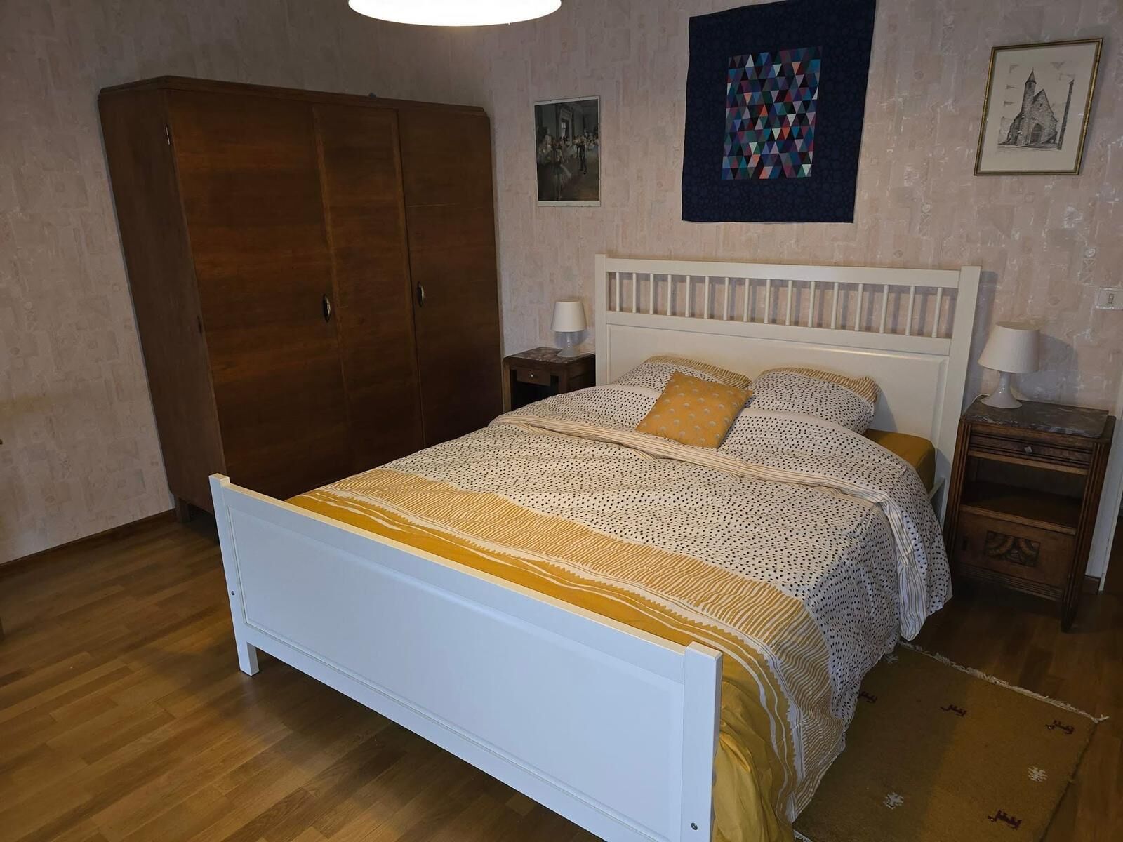 6 chambres, bureau, lit parapluie, Wi-Fi gratuit