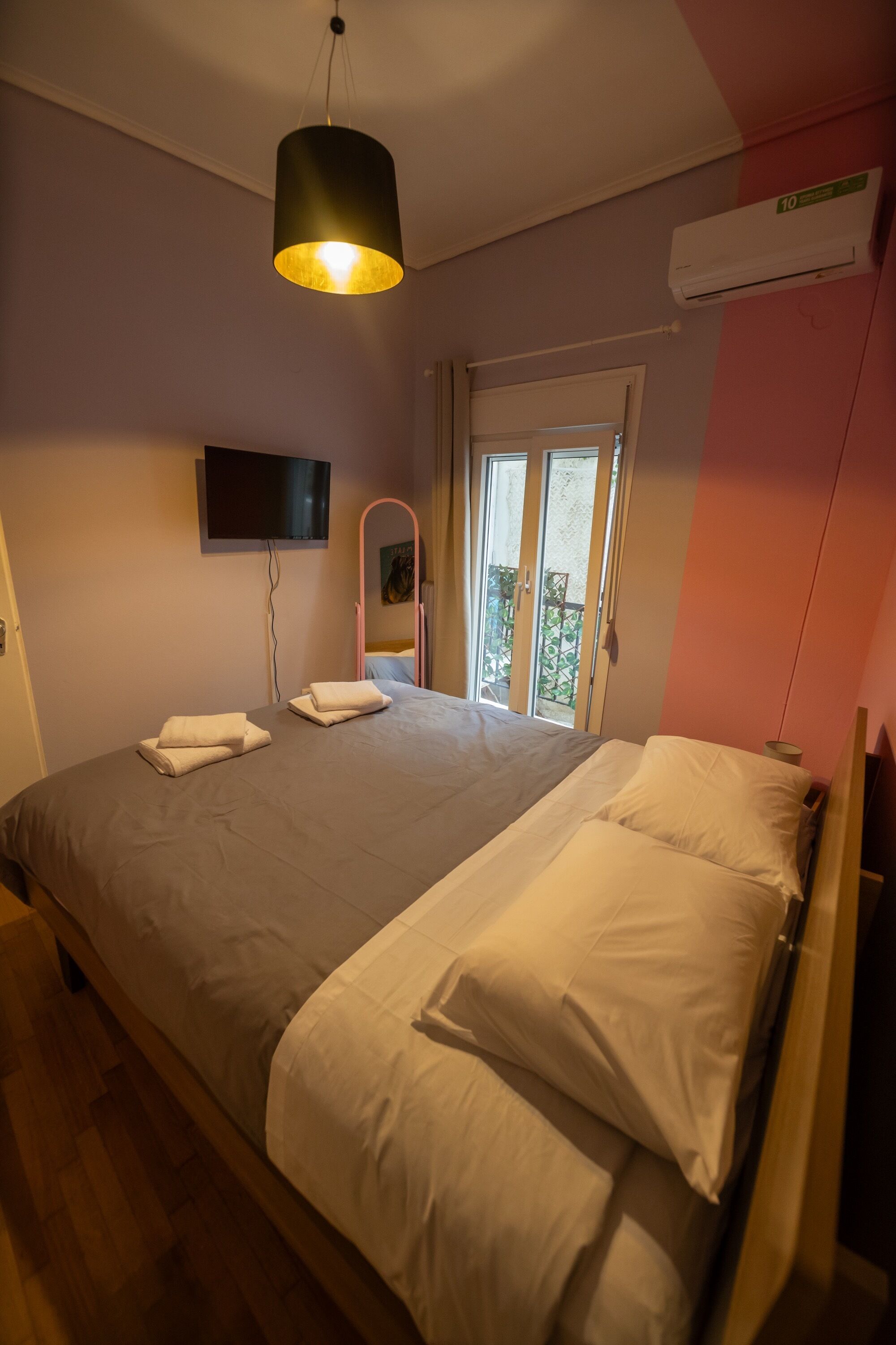 1 bedroom, iron/ironing board, Internet, bed sheets