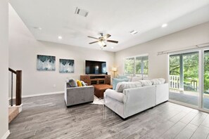 Televisión, videojuegos y libros 