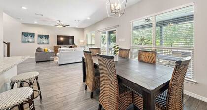 Charming Home with Lake Views & Private Pool