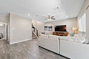 Televisión, videojuegos, libros