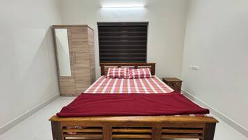 2 sovrum, strykjärn/strykbräda, wi-fi och sängkläder