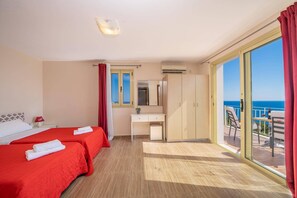 3 عدّة غرف نوم وواي فاي وملاءات أسرّة