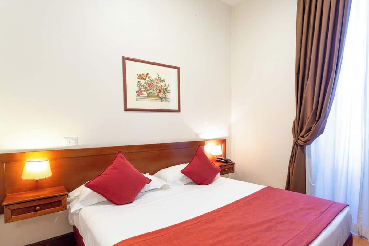 In-room safe, free WiFi