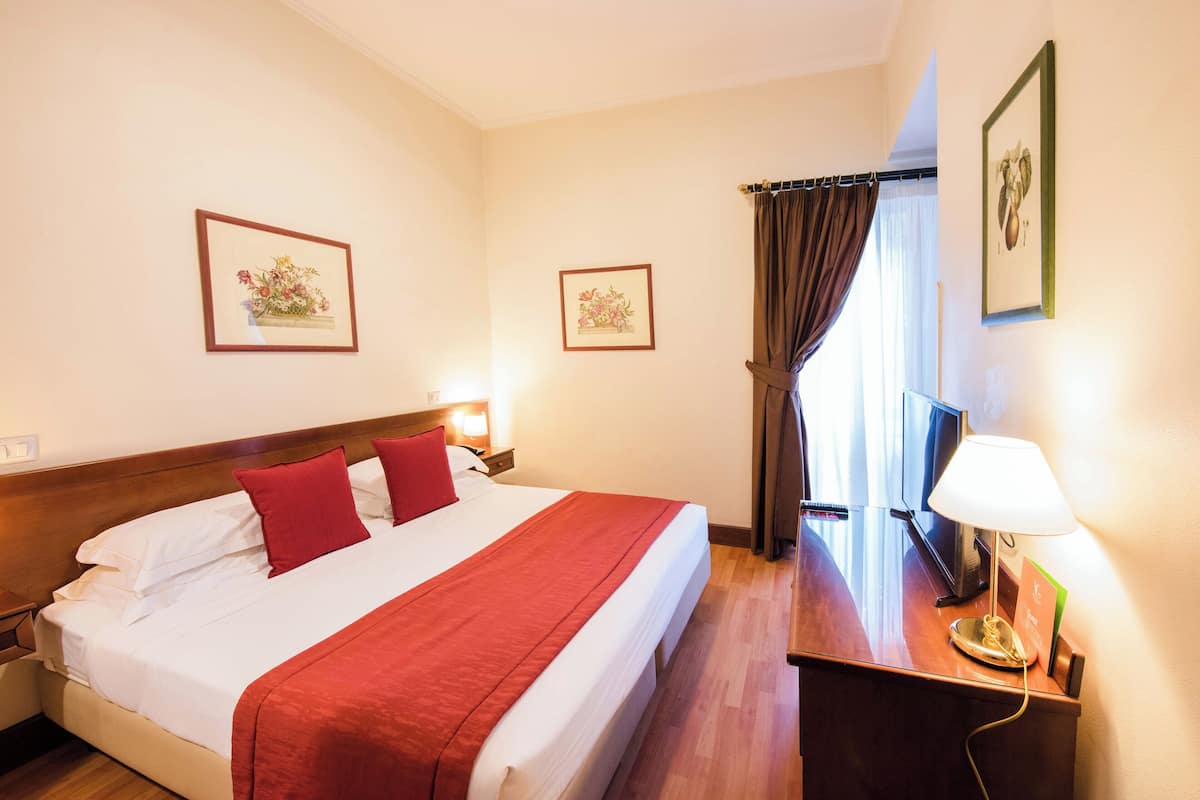 Double or Twin Room | In-room safe, free WiFi