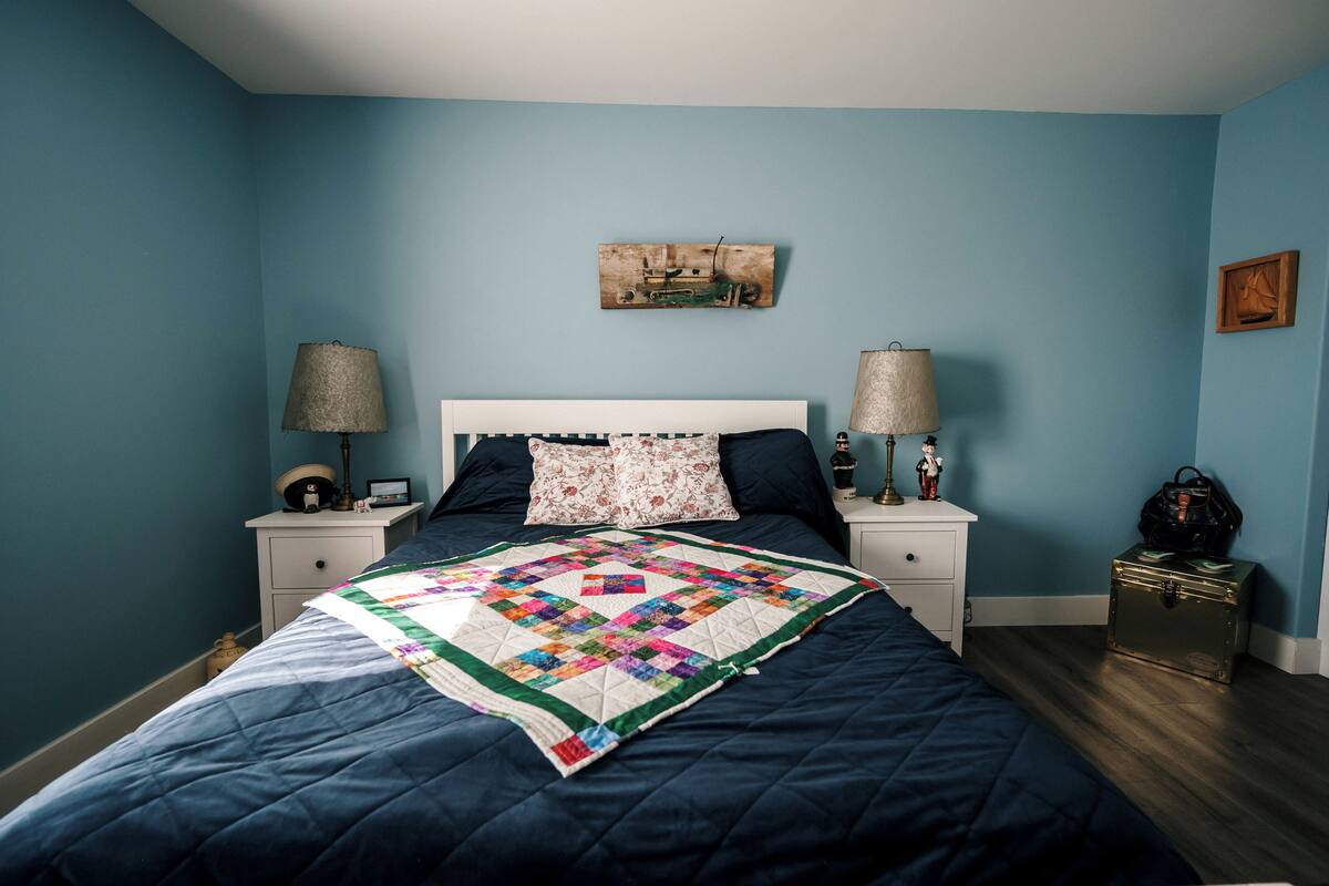 Habitación estándar | Cortinas blackout, tabla de planchar con plancha y wifi gratis