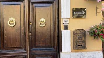 Bagian depan properti