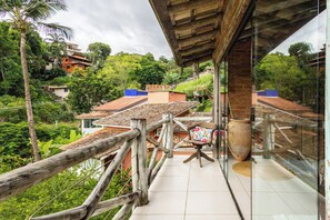 Lanai - Casa Perequê (Ilhabela)