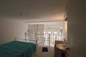 アイロン / アイロン台、WiFi、ベッドシーツ