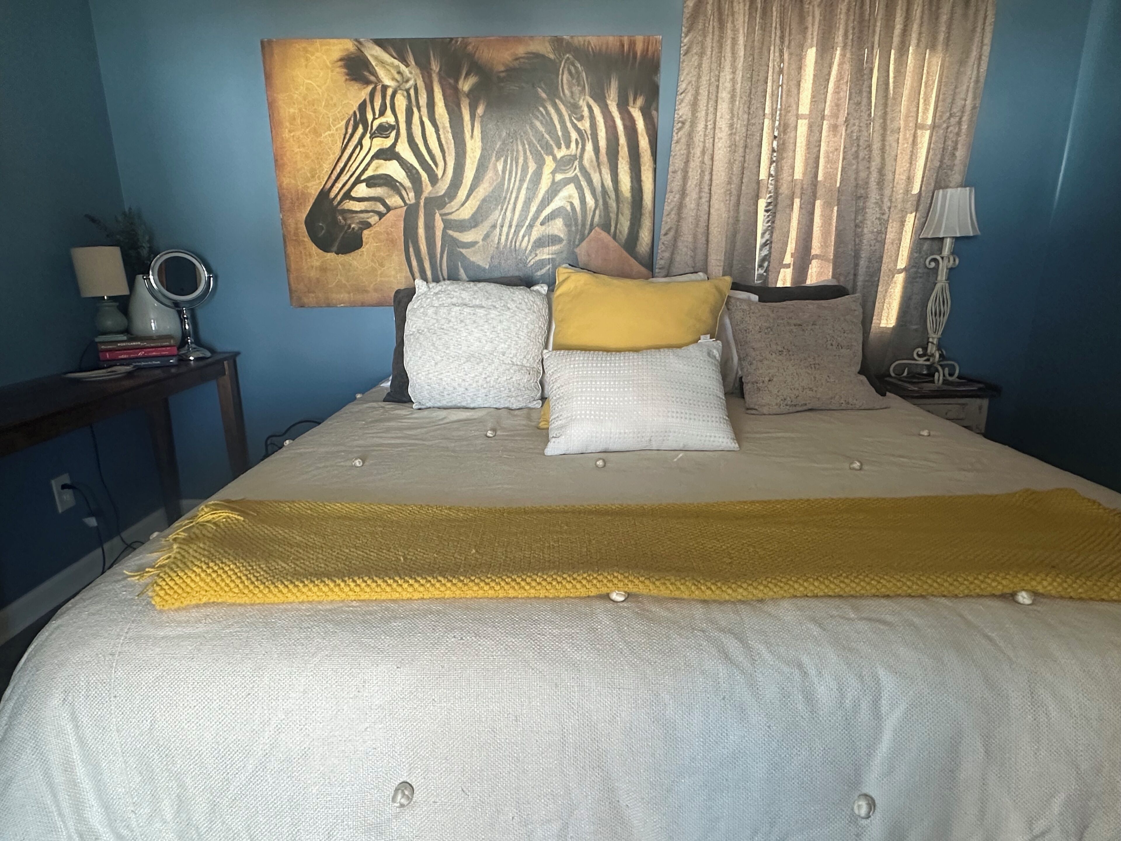 2 habitaciones, tabla de planchar con plancha, wifi y ropa de cama 