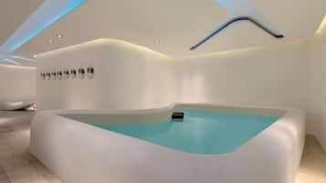 Piscina externa sazonal