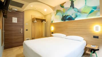 Dubbelrum eller tvÄbÀddsrum | Minibar, vÀrdeförvaringsskÄp pÄ rummet och gratis barnsÀngar