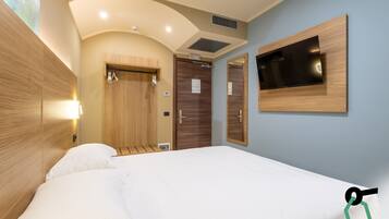 Kamer, 1 twee- of 2 eenpersoonsbedden | Een minibar, een kluis op de kamer, gratis babybedden, gratis wifi