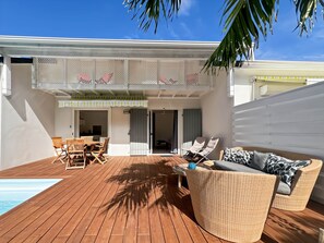 Outdoor dining - Mango Rouge, 2 bdr and private pool (Quarter of Orleans)