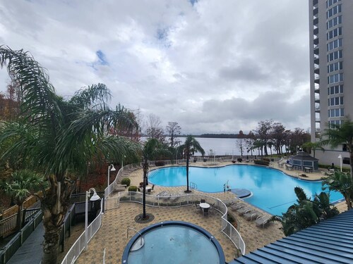 Orlando Blue Heron Condo 1 Mile From Disney 1st floor