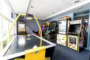 غرفة الألعاب