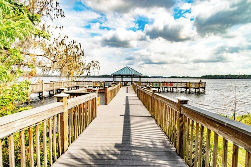 Orlando Blue Heron 1 Mile From Disney 2nd floor